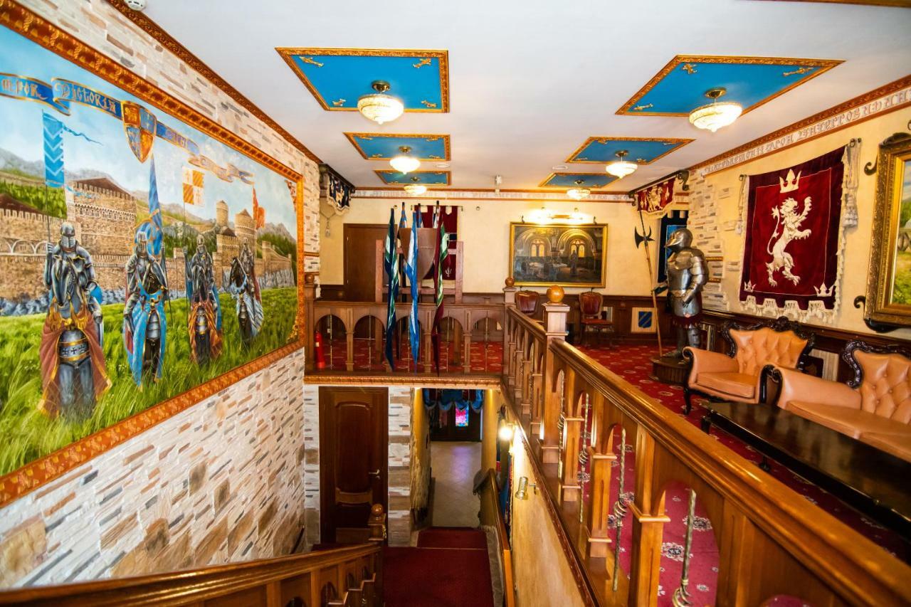 Kamelot Hotel 4*
